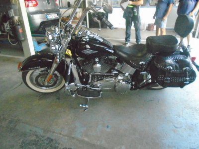 FS2  HERITAGE SOFTAIL CLASSIC